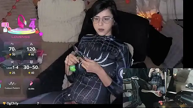 LisandreLaVenale online show from 10/22/25, 10:31