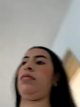 Snapshot of IssabellaLopez chatting on 11/06/25, 12:50 IssabellaLopez online show from 11/06/25, 12:50