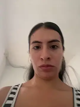 Snapshot of IssabellaLopez chatting on 02/20/26, 01:33 IssabellaLopez online show from 02/20/26, 01:33