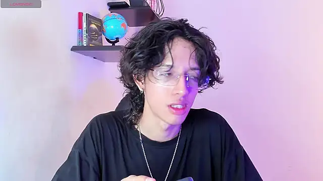Snapshot of manu_vera chatting on 09/19/25, 07:36 manu vera online show from 09/19/25, 07:36