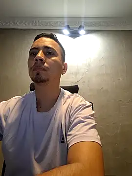 mikellwilliams10 online show from 06/20/26, 06:11