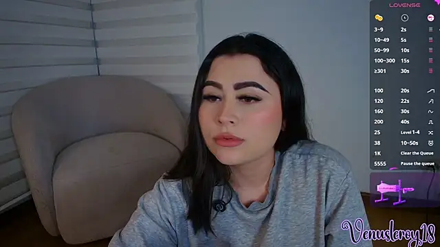 venusleroy  online show from 04/08/26, 11:16