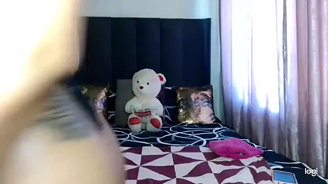 quenliyasa online show from 09/22/25, 07:54