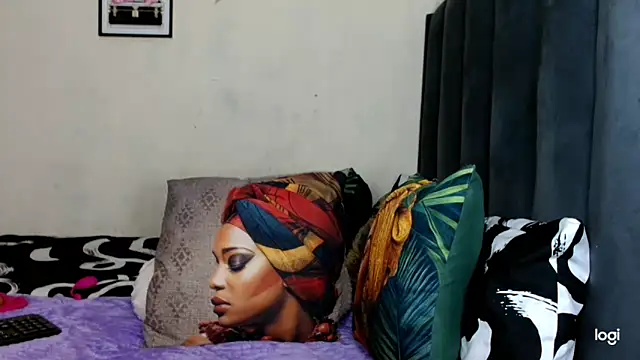 quenliyasa online show from 03/22/26, 08:12