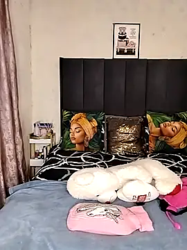 quenliyasa online show from 05/20/26, 08:37