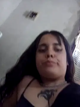 lucylovles online show from 02/07/25, 01:01