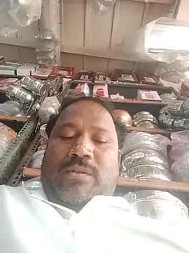 Snapshot of SSmadhu chatting on 10/22/25, 09:09 SSmadhu online show from 10/22/25, 09:09