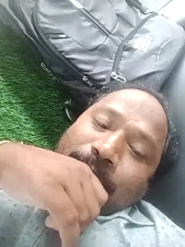 Snapshot of SSmadhu chatting on 10/24/25, 10:00 SSmadhu online show from 10/24/25, 10:00