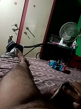 Snapshot of SSmadhu chatting on 10/25/25, 05:19 SSmadhu online show from 10/25/25, 05:19