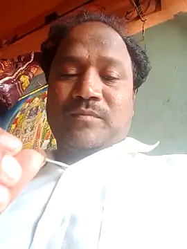 Snapshot of SSmadhu chatting on 11/15/25, 09:06 SSmadhu online show from 11/15/25, 09:06