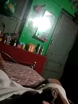 Snapshot of SSmadhu chatting on 11/20/25, 05:01 SSmadhu online show from 11/20/25, 05:01