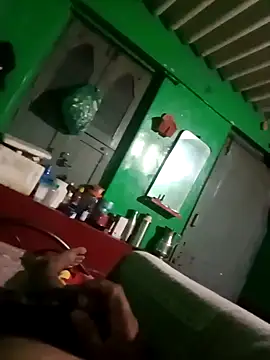 Snapshot of SSmadhu chatting on 03/14/26, 06:02 SSmadhu online show from 03/14/26, 06:02