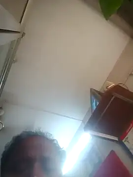 Snapshot of SSmadhu chatting on 04/15/26, 08:21 SSmadhu online show from 04/15/26, 08:21