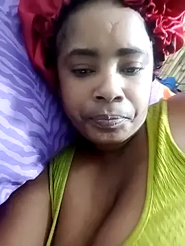 2Sweetysmile online show from 03/18/26, 02:20