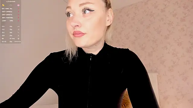 Snapshot of Allena_moan chatting on 07/20/26, 10:18 Allena moan online show from 07/20/26, 10:18