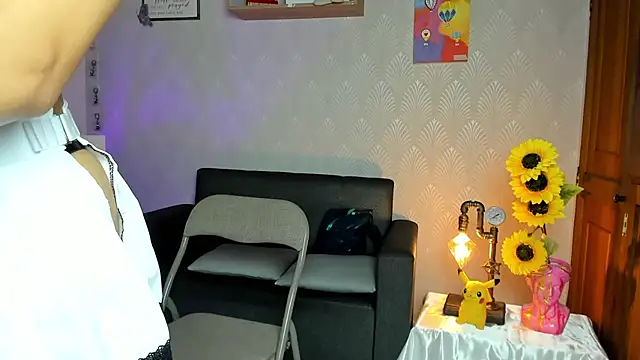 Alaia Love77 online show from 04/19/26, 05:23