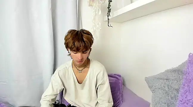 Snapshot of santy-kitty chatting on 01/19/25, 03:08 santy-kitty online show from 01/19/25, 03:08