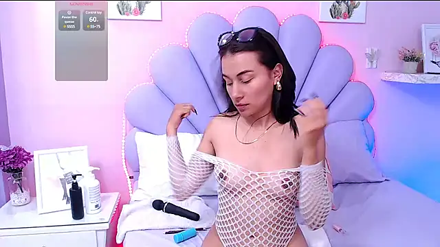 HannaPretthy online show from 01/14/25, 07:00