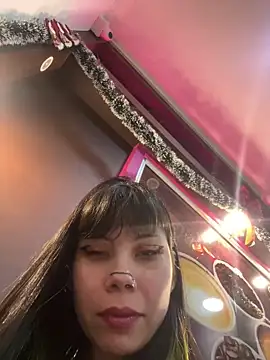 Snapshot of EemaHaruki chatting on 12/31/24, 12:11 EemaHaruki online show from 12/31/24, 12:11