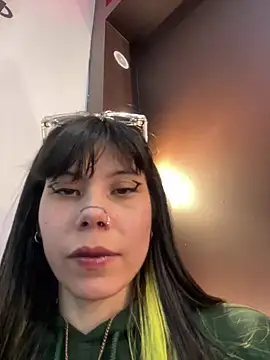 Snapshot of EemaHaruki chatting on 01/17/25, 08:11 EemaHaruki online show from 01/17/25, 08:11