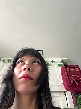 Snapshot of EemaHaruki chatting on 09/16/25, 07:37 EemaHaruki online show from 09/16/25, 07:37