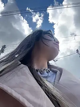 Snapshot of EemaHaruki chatting on 11/07/25, 06:52 EemaHaruki online show from 11/07/25, 06:52