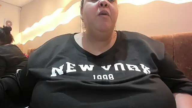 Snapshot of Alisson_am chatting on 07/12/26, 12:40 Alisson am online show from 07/12/26, 12:40