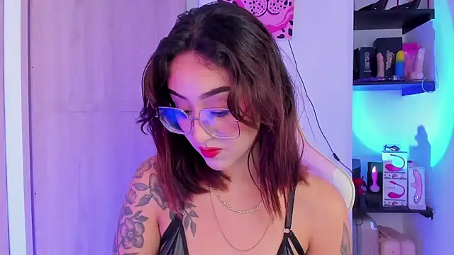 MelodieRoy online show from 02/27/25, 05:36