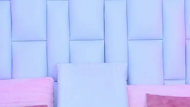 AlliciaKim online show from 03/07/25, 10:21