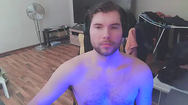 Snapshot of Ironman220 chatting on 03/02/25, 10:35 Ironman220 online show from 03/02/25, 10:35