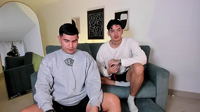 MatheoVelez online show from 01/09/25, 04:28