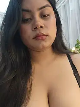 Snapshot of its_amesha chatting on 01/16/25, 06:16 its amesha online show from 01/16/25, 06:16