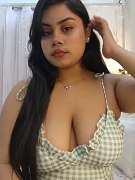 Snapshot of its_amesha chatting on 02/25/25, 07:14 its amesha online show from 02/25/25, 07:14