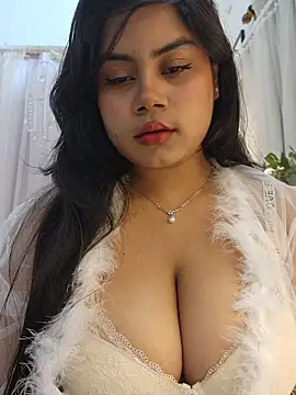 Snapshot of its_amesha chatting on 03/18/25, 08:26 its amesha online show from 03/18/25, 08:26