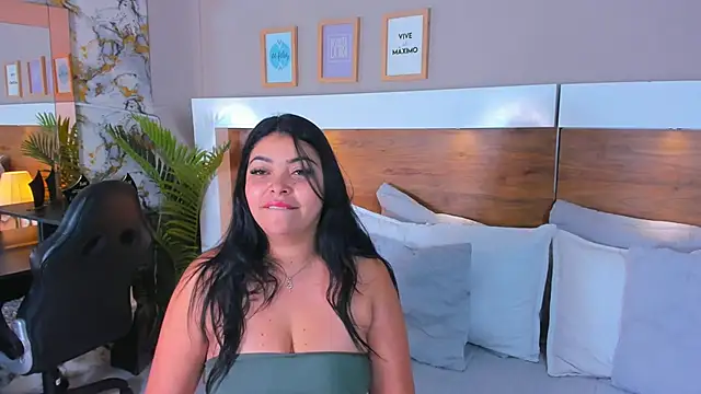 EmaBakker online show from 03/22/26, 10:18