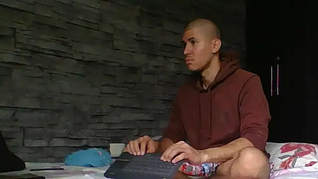 Sexylatin64 online show from 02/08/26, 02:31