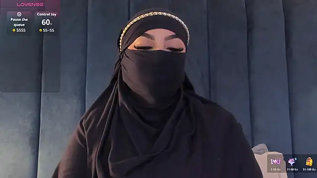  malih  online show from 12/17/25, 02:12