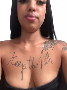 Lauana28 online show from 02/18/25, 08:03