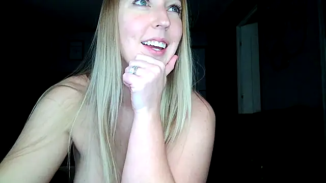 lucyallen4201 online show from 01/22/25, 10:37