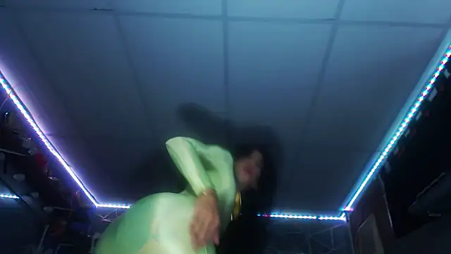 Snapshot of Daniela_GirlHot01 chatting on 10/10/25, 02:10 Daniela GirlHot01 online show from 10/10/25, 02:10