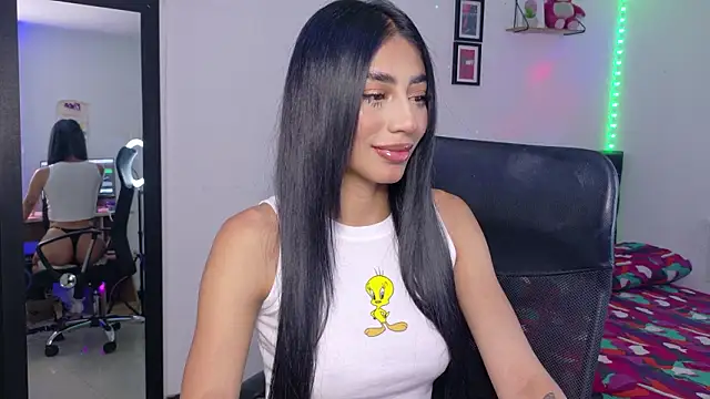 Snapshot of JulietaCheerr chatting on 02/05/26, 01:27 JulietaCheerr online show from 02/05/26, 01:27