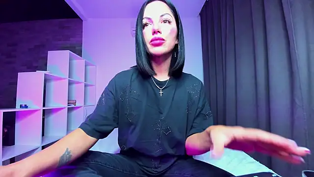 AddictedSabi online show from 10/23/25, 02:49