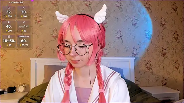 Snapshot of Nora_Failure chatting on 12/09/24, 11:04 Nora Failure online show from 12/09/24, 11:04