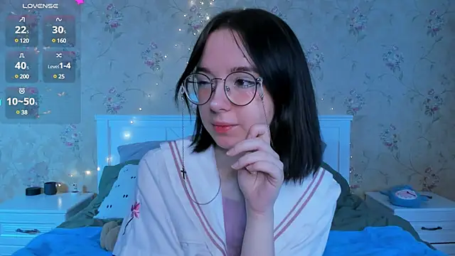 Snapshot of Nora_Failure chatting on 01/06/25, 04:58 Nora Failure online show from 01/06/25, 04:58