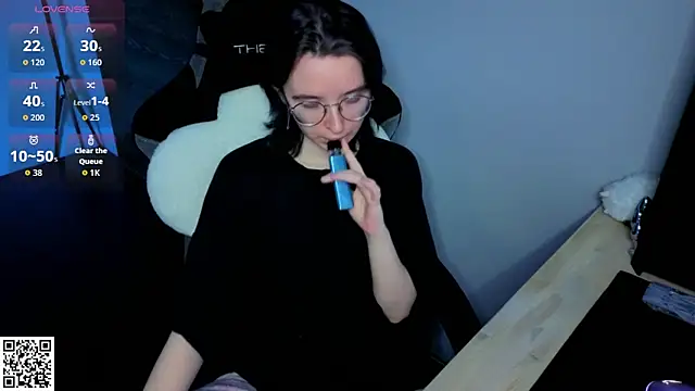 Nora Failure online show from 06/18/26, 10:47