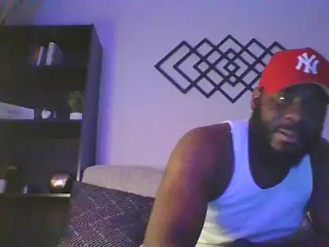 Stayinalive1992 online show from 12/31/24, 07:10