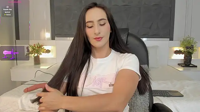 SaraGomez1 online show from 03/24/26, 12:32