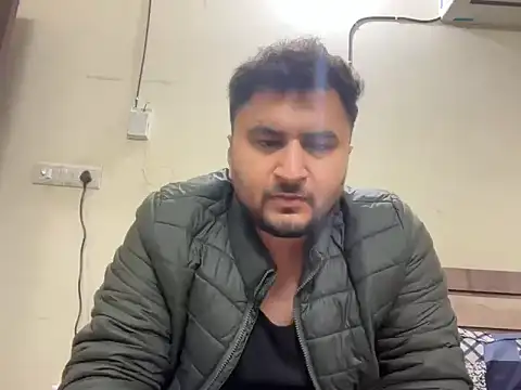 Snapshot of gauravgay93 chatting on 02/04/25, 05:12 gauravgay93 online show from 02/04/25, 05:12