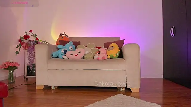 Snapshot of DAKOTA_LOVEE chatting on 09/12/25, 06:13 DAKOTA LOVEE online show from 09/12/25, 06:13