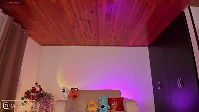 DAKOTA LOVEE online show from 03/07/26, 06:21